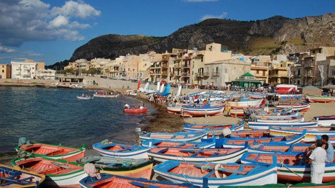 Ferienwohnung Aspra Al Delfino Blu Bagheria Exterior foto